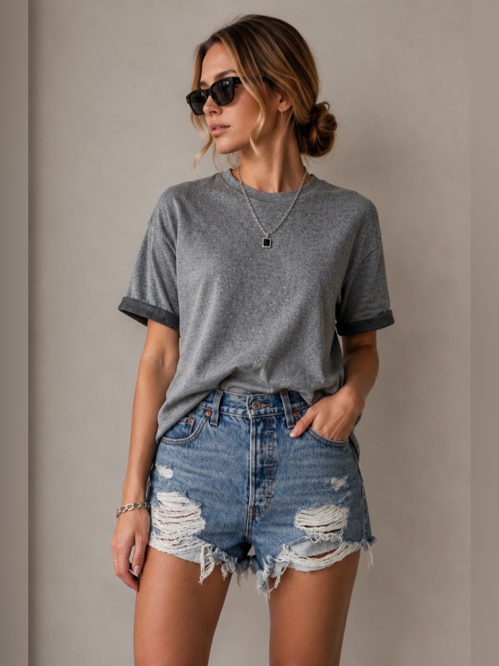Levi's 501 Size W31 Blue Distressed Jean Shorts